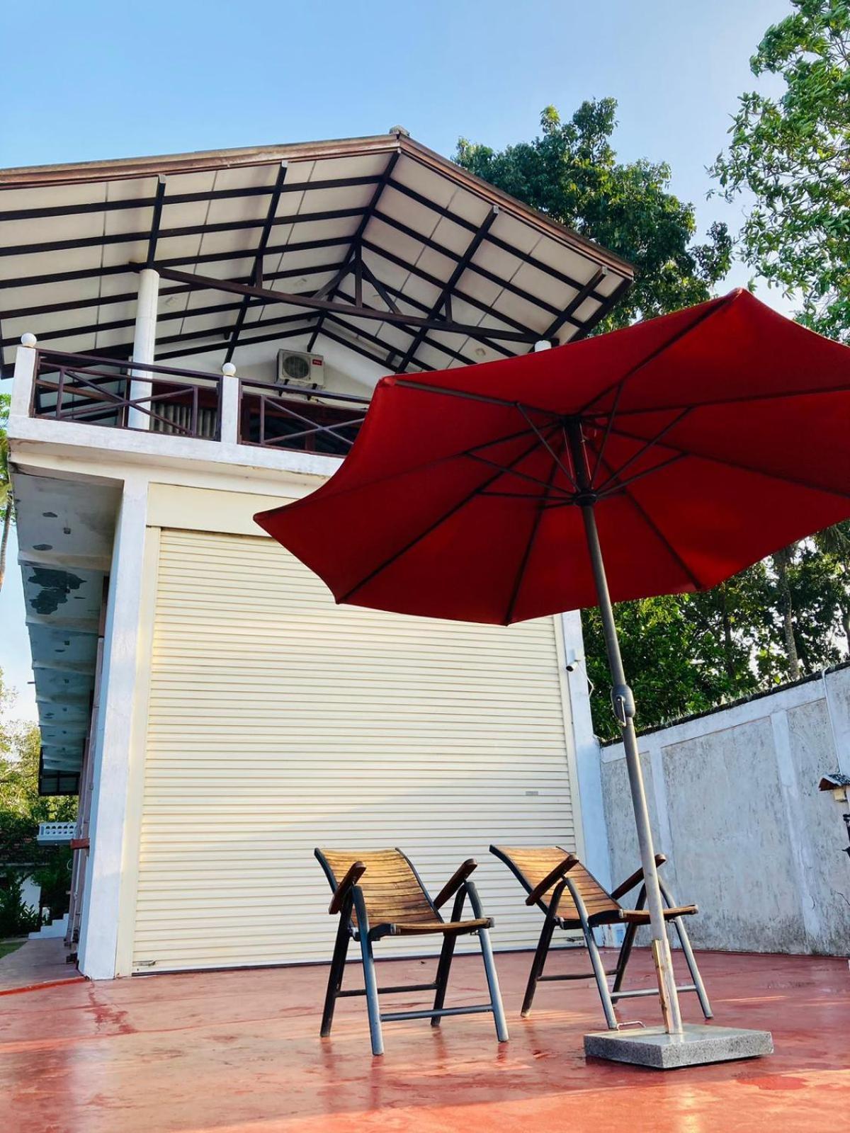 Skywalker Guest House Weligama Exteriör bild