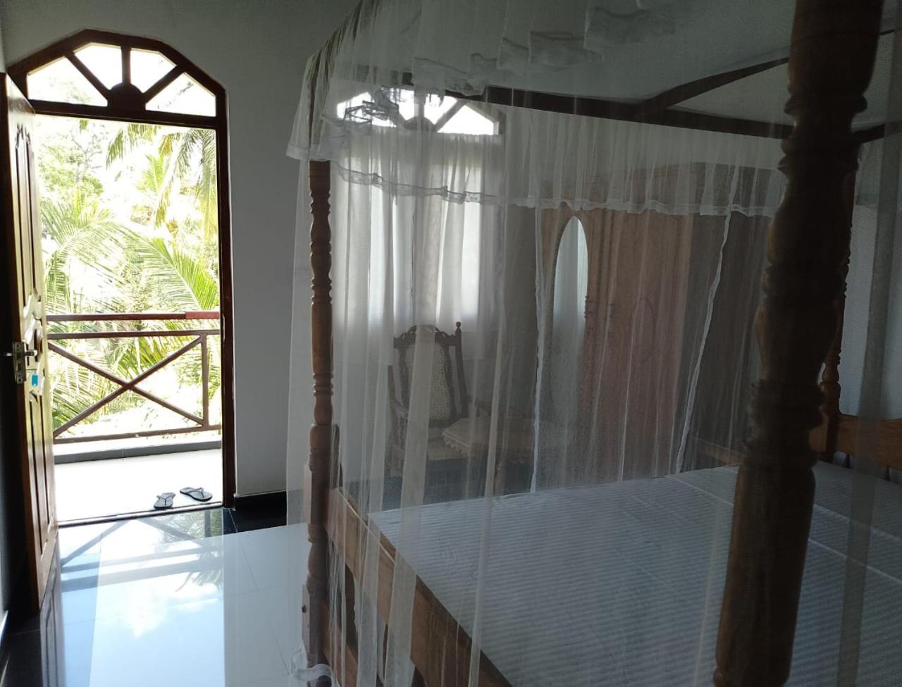 Skywalker Guest House Weligama Exteriör bild