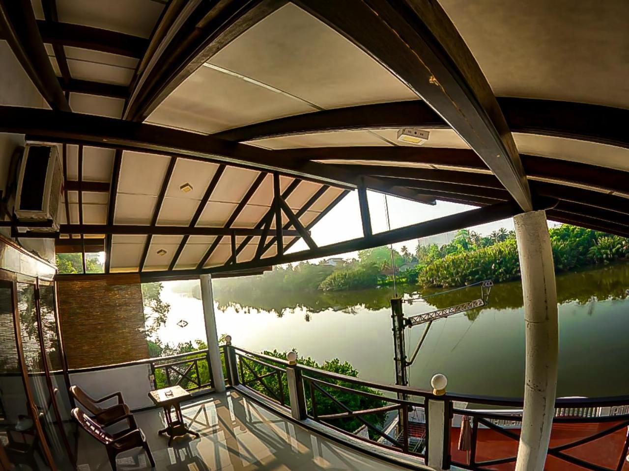Skywalker Guest House Weligama Exteriör bild