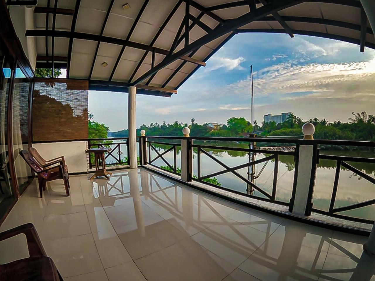 Skywalker Guest House Weligama Exteriör bild